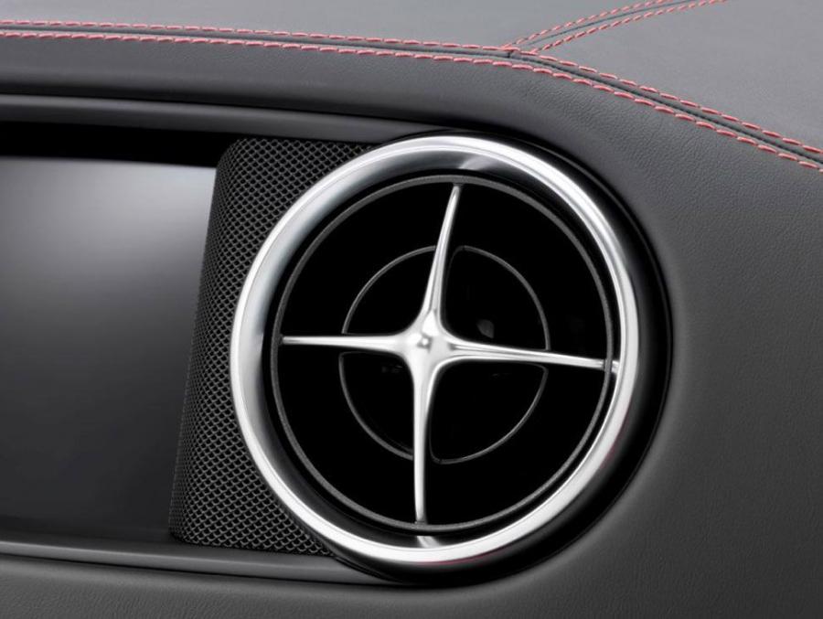  Mercedes-Benz SL-Class 2012 года  (фото 26 из 86)
